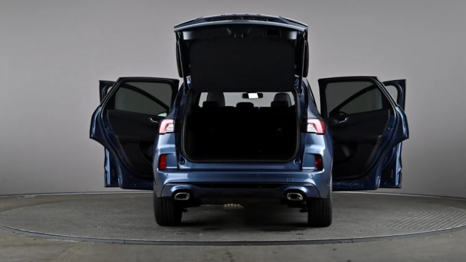 2022 Ford Kuga