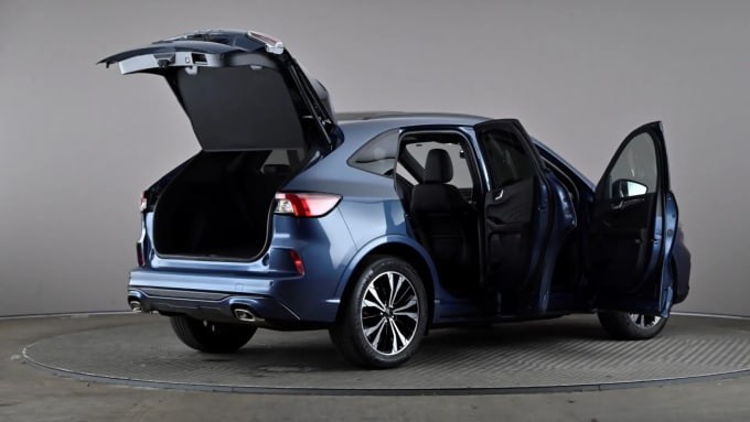 2022 Ford Kuga