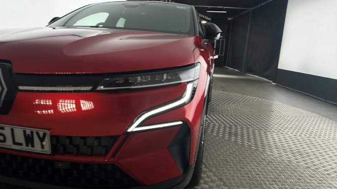 2025 Renault Megane E-tech