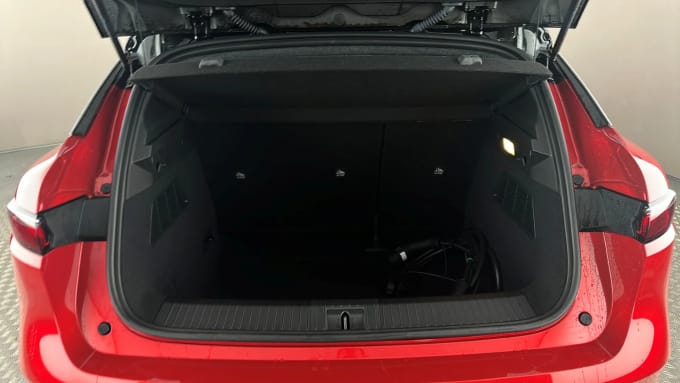 2025 Renault Megane E-tech
