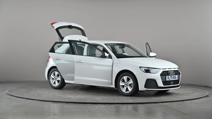 2022 Audi A1