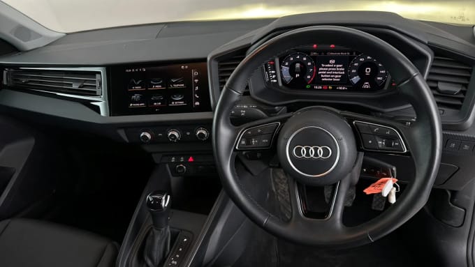 2022 Audi A1