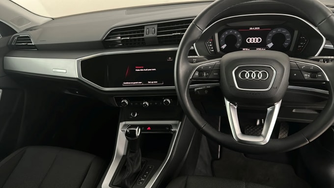 2022 Audi Q3