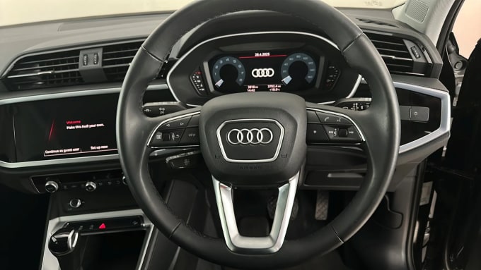 2022 Audi Q3
