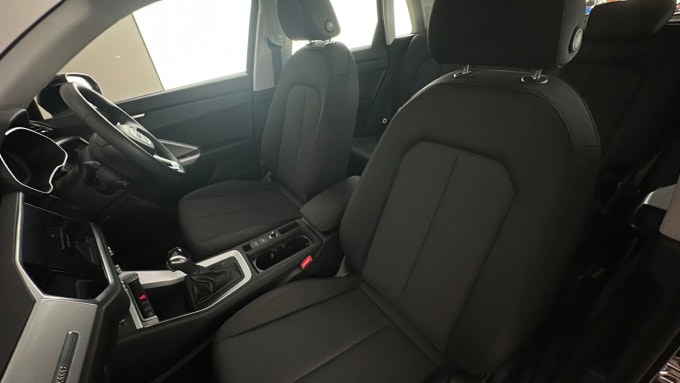 2022 Audi Q3