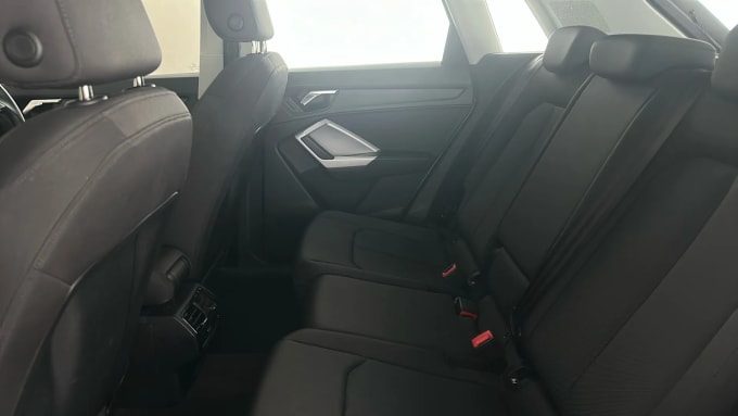 2022 Audi Q3