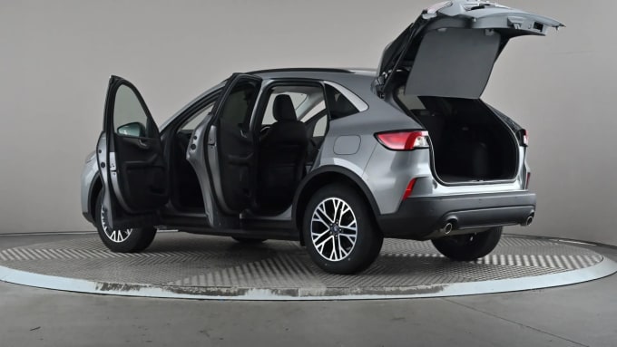 2022 Ford Kuga
