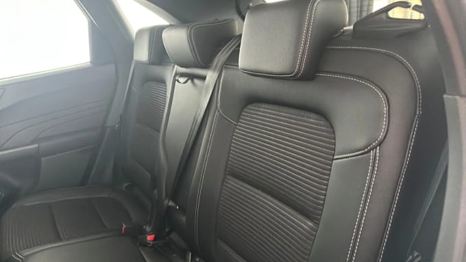 2022 Ford Kuga