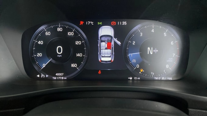 2020 Volvo Xc40