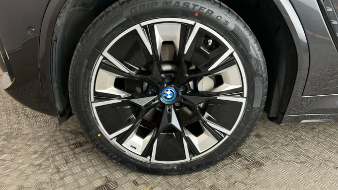 2022 BMW Ix3