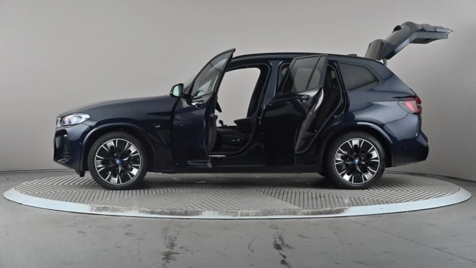2022 BMW Ix3