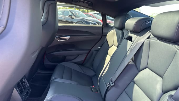 2022 Audi E-tron Gt