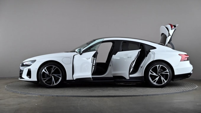 2022 Audi E-tron Gt
