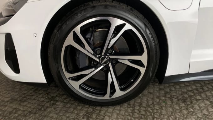 2022 Audi E-tron Gt