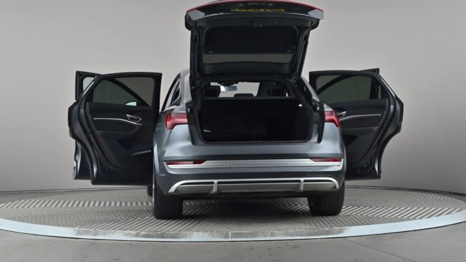2021 Audi E-tron