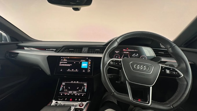 2021 Audi E-tron