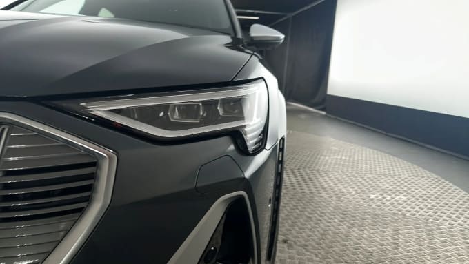 2021 Audi E-tron