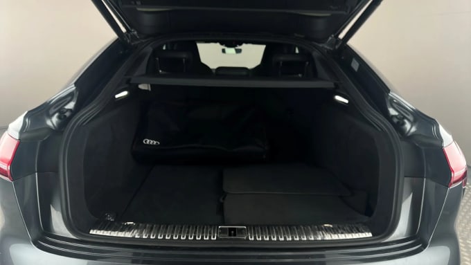 2021 Audi E-tron