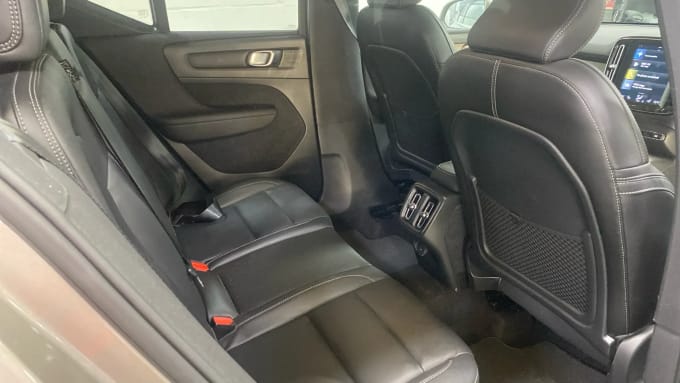 2020 Volvo Xc40