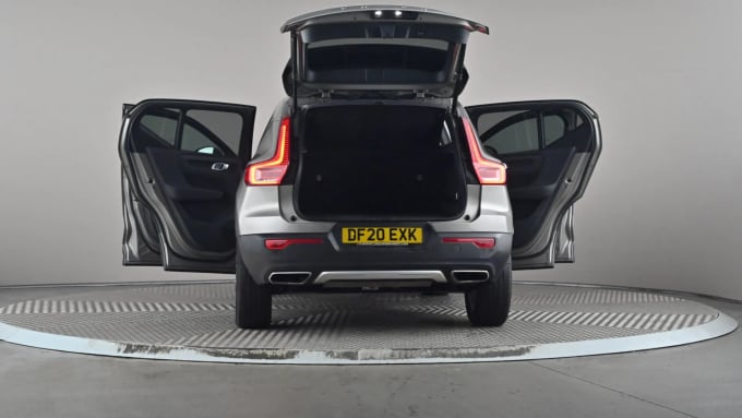 2020 Volvo Xc40
