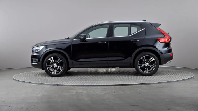 2021 Volvo Xc40