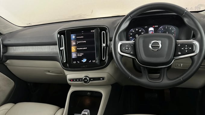 2021 Volvo Xc40
