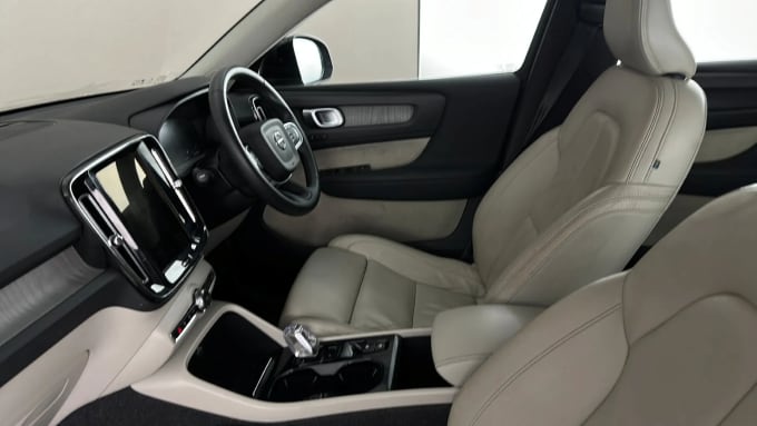 2021 Volvo Xc40
