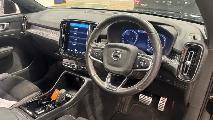 2021 Volvo Xc40