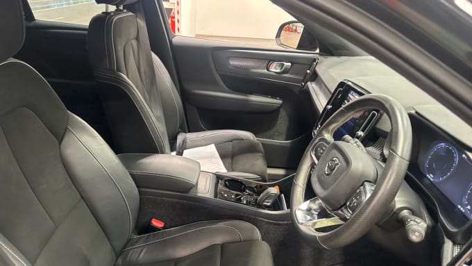 2021 Volvo Xc40