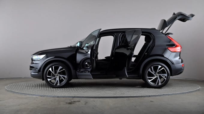 2021 Volvo Xc40