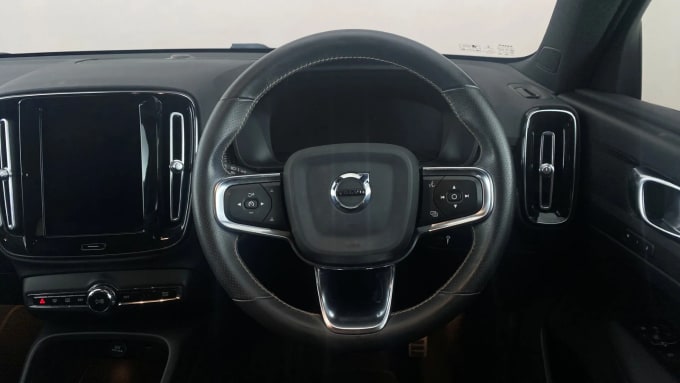 2021 Volvo Xc40