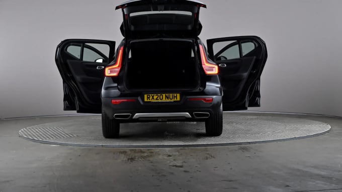 2020 Volvo Xc40