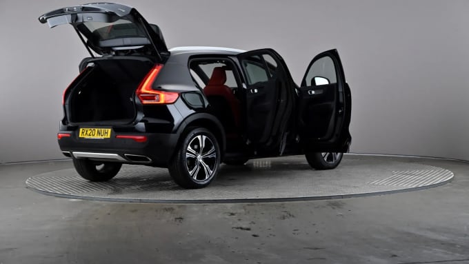 2020 Volvo Xc40