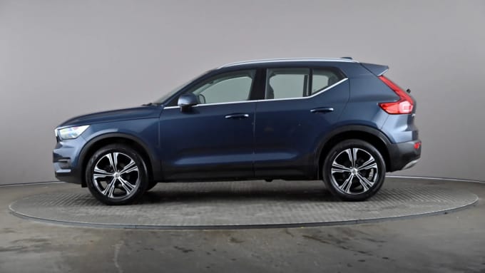 2021 Volvo Xc40