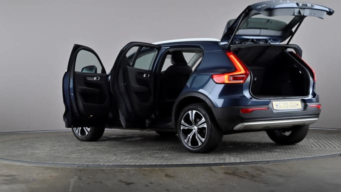 2021 Volvo Xc40