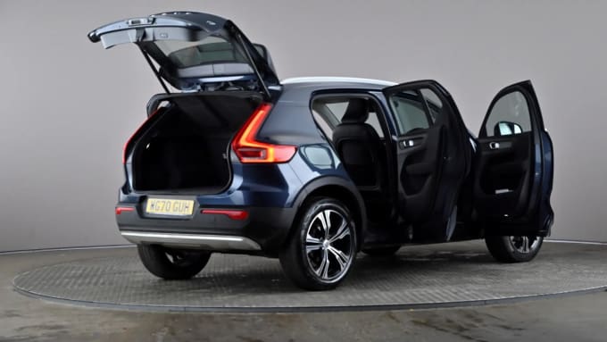 2021 Volvo Xc40