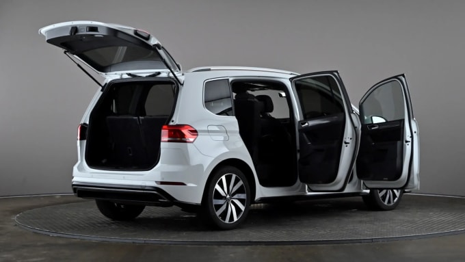 2021 Volkswagen Touran