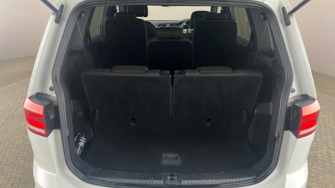 2021 Volkswagen Touran