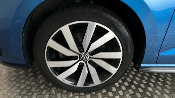 2020 Volkswagen Touran
