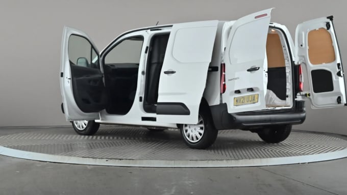 2021 Peugeot Partner