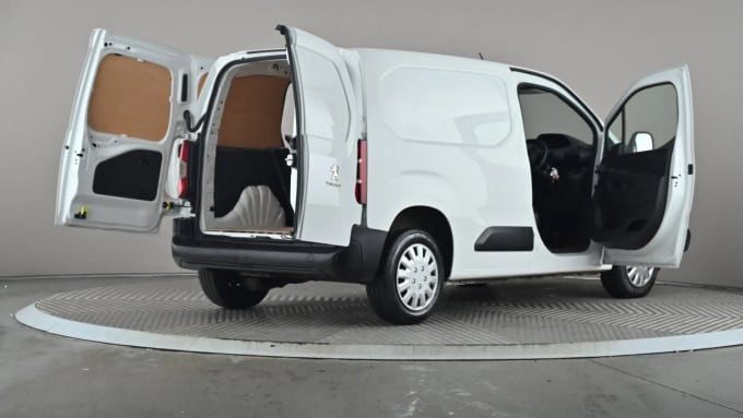 2021 Peugeot Partner