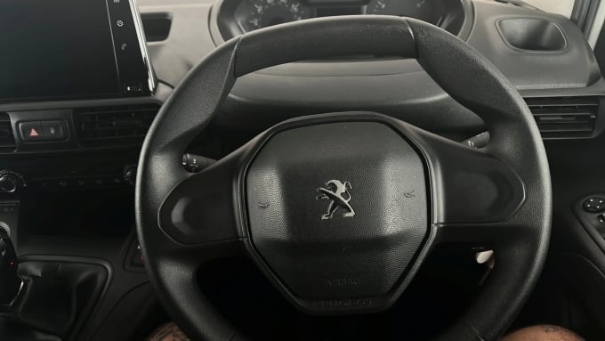 2021 Peugeot Partner