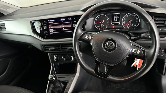 2018 Volkswagen Polo