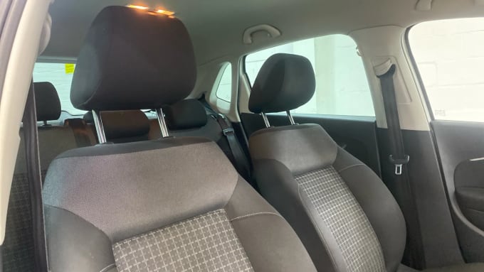 2017 Volkswagen Polo