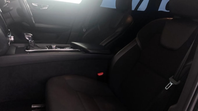 2018 Volvo V60