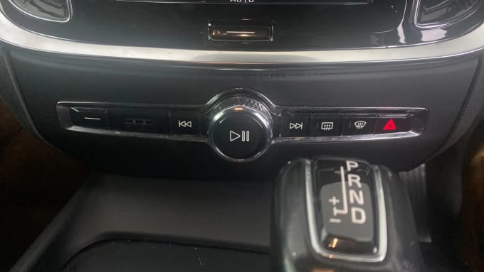 2018 Volvo V60