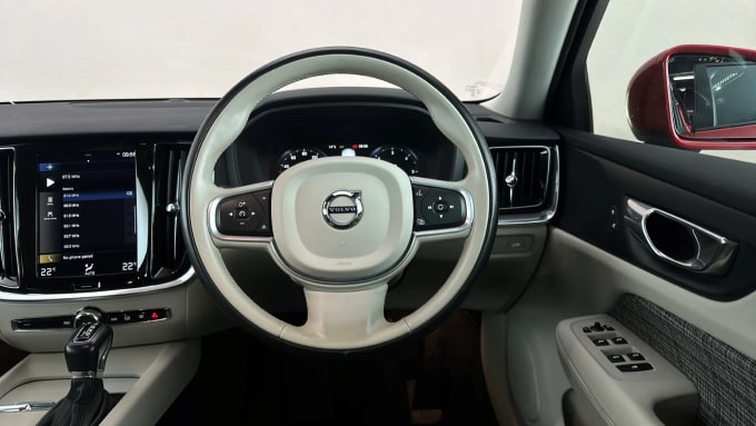 2019 Volvo V60