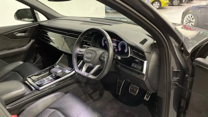 2020 Audi Q7