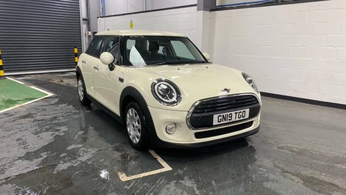 2019 Mini Hatch
