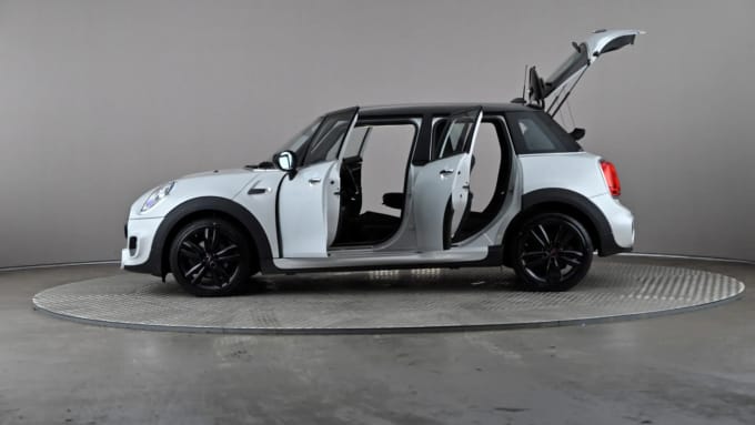 2020 Mini Hatch